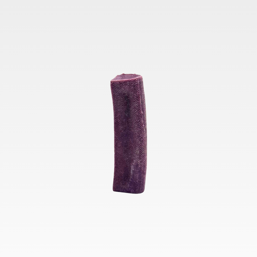 Blueberry Himalayan dog chew stick, 3–4oz, made in Nepal.